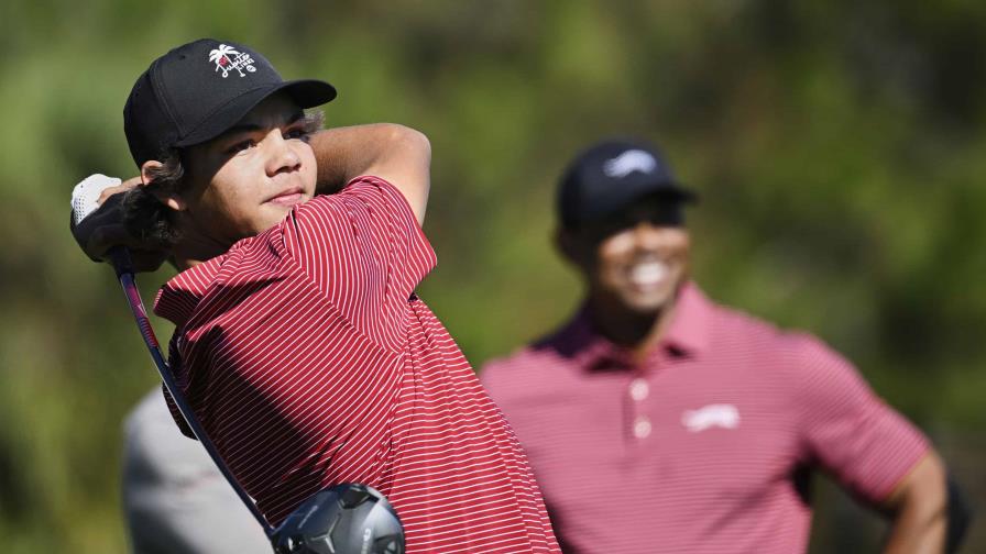 El hijo de Tiger, Charlie Woods, gana el Team TaylorMade Invitational y su 1er torneo AJGA El hijo de Tiger, Charlie Woods, gana el Team TaylorMade Invitational y su 1er torneo AJGA