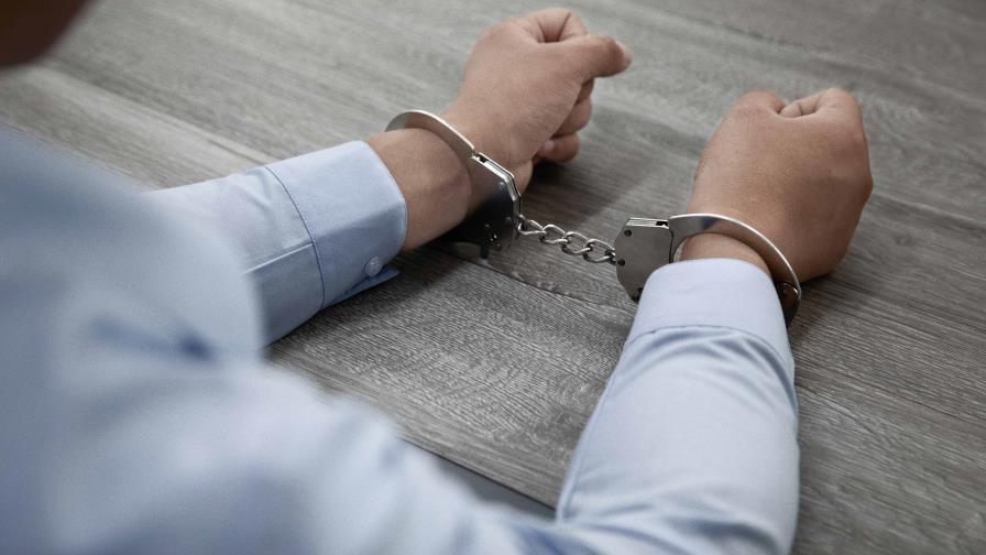 Hombre en España grababa a mujeres sin consentimiento para sus cursos de técnicas de seducción Hombre en España grababa a mujeres sin consentimiento para sus cursos de técnicas de seducción