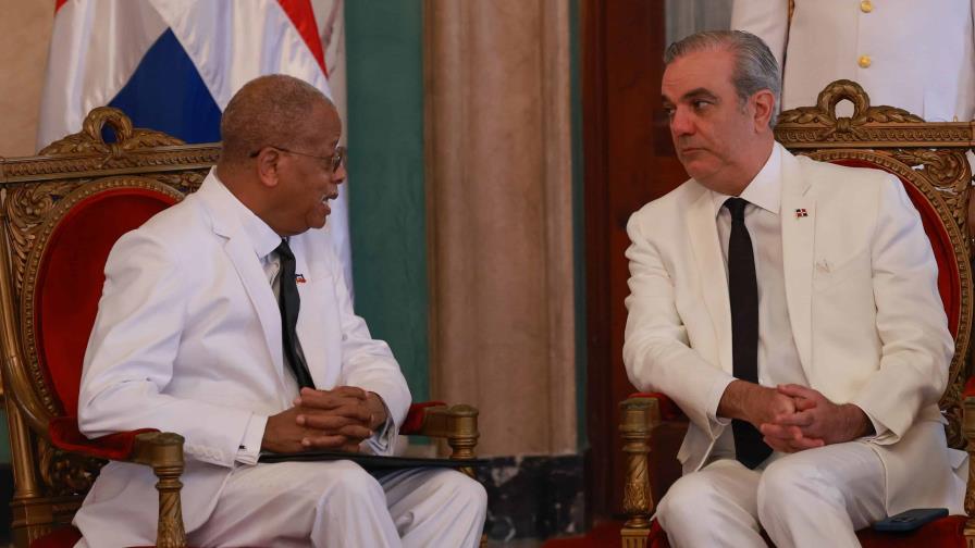 Abinader recibe cartas credenciales de los embajadores de Haití, Rusia y otros cinco países