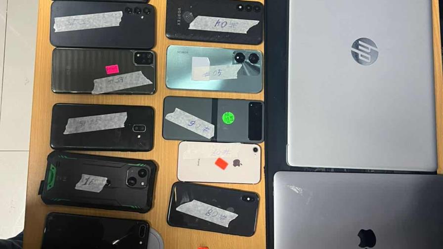 Policía desmantela tienda de celulares de "dudosa procedencia" en El Libertador de Herrera Policía desmantela tienda de celulares de "dudosa procedencia" en El Libertador de Herrera