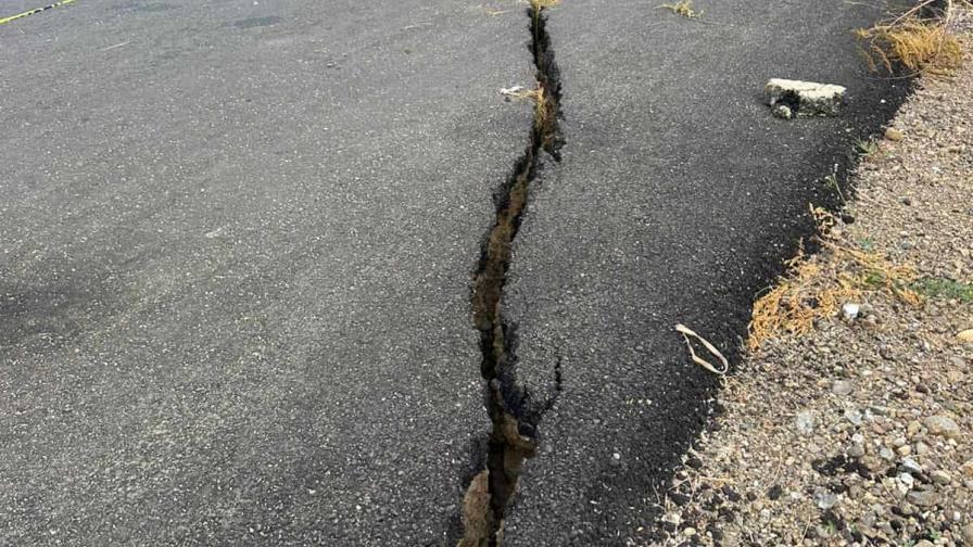 Se agrieta nuevamente un tramo de la carretera Puerto Plata–Imbert