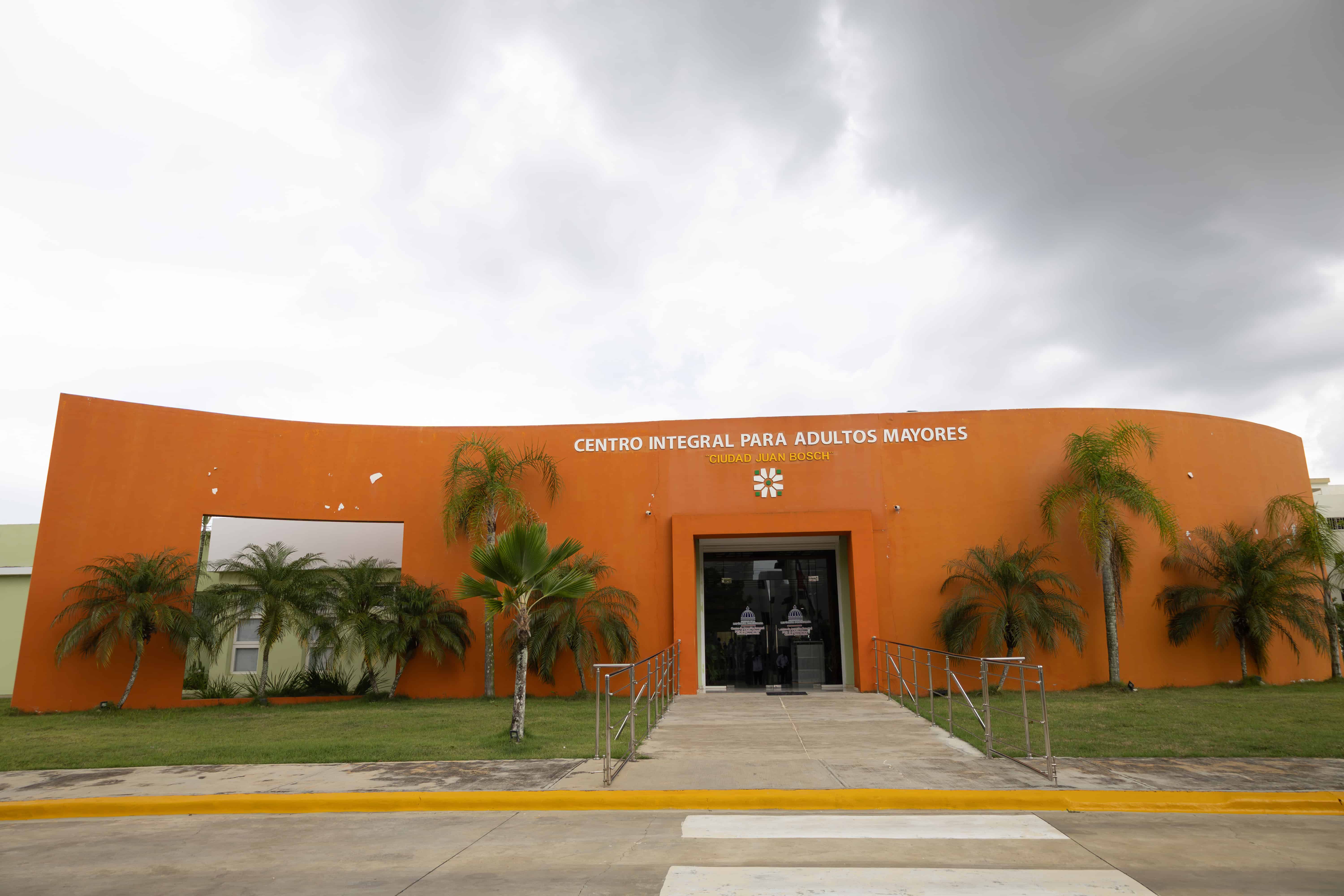 Centro de atención integral de Ciudad Juan Bosch