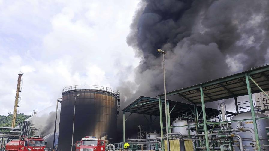 Ecuador declara en emergencia su refinería más importante tras un incendio reciente