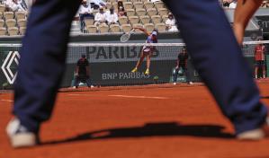 Roland Garros: Swiatek y Sabalenka avanzan a cuarta ronda sin perder un set