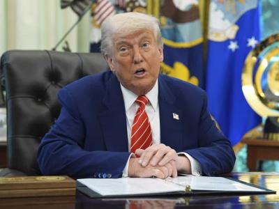 Trump dice protestas en Los Ángeles fortalecen su política de deportar
