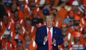 Trump anuncia que subirá los aranceles al acero del 25 % al 50 %