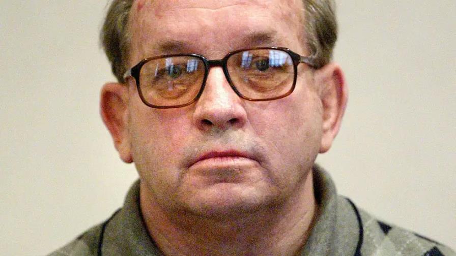 Exsacerdote católico convicto expuesto por la investigación de Spotlight muere a los 87 años