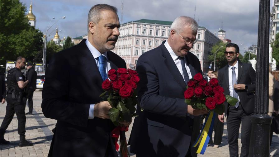 Ucrania está lista para reanudar negociaciones con Rusia, pero pide claridad sobre sus términos