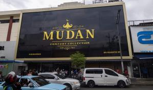 Tienda Mudan opera con normalidad tras enfrentamiento con agentes migratorios Tienda Mudan opera con normalidad tras enfrentamiento con agentes migratorios
