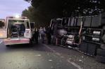 Una menor muerta y 22 heridos al volcarse bus que llevaba un equipo de fútbol en Colombia