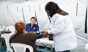 Cientos asistieron a la segunda jornada del operativo "Más Salud y Bienestar" en Los Mina Cientos asistieron a la segunda jornada del operativo "Más Salud y Bienestar" en Los Mina