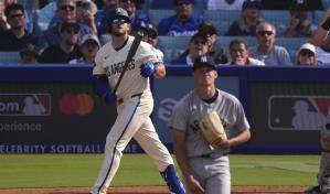 Dos vuelacercas y 7 empujadas de Max Muncy impulsan a los Dodgers en histórico triunfo sobre Yankees