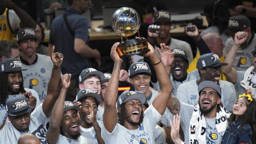Pacers eliminan a los Knicks y regresan a las Finales de la NBA por primera vez en 25 años Pacers eliminan a los Knicks y regresan a las Finales de la NBA por primera vez en 25 años