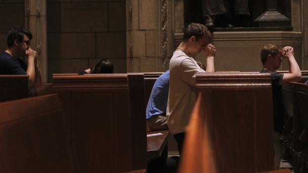 Ser católico en una universidad secular puede ser un desafío; otros lo ven como una bendición