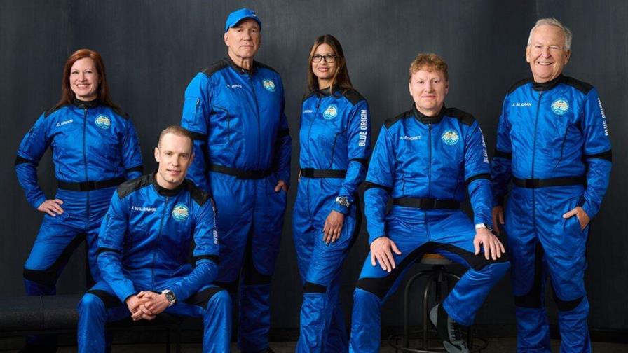 Blue Origin completa con éxito su duodécimo vuelo espacial tripulado Blue Origin completa con éxito su duodécimo vuelo espacial tripulado