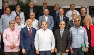 El CES reprograma para el 5 de junio el diálogo entre Abinader y los expresidentes El CES reprograma para el 5 de junio el diálogo entre Abinader y los expresidentes