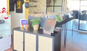 Abren Café en pasta: el nuevo refugio para los amantes del vinilo y la cultura musical Abren Café en pasta: el nuevo refugio para los amantes del vinilo y la cultura musical