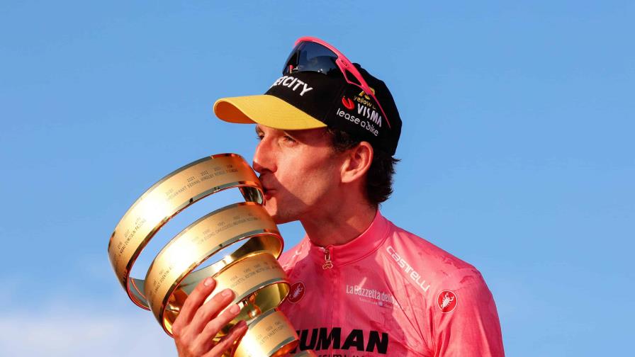 El británico Simon Yates se convierte en Roma en el emperador del Giro de Italia