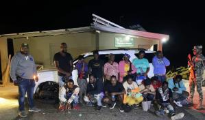 Encuentran a 15 haitianos indocumentados dentro de una yipeta en Montecristi