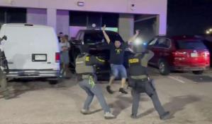 EE. UU. detiene a más de 70 migrantes en un club nocturno dirigido por un cártel