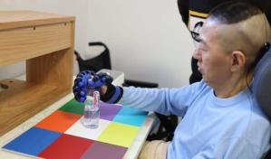 China inicia pruebas de dispositivos cerebrales implantables en humanos