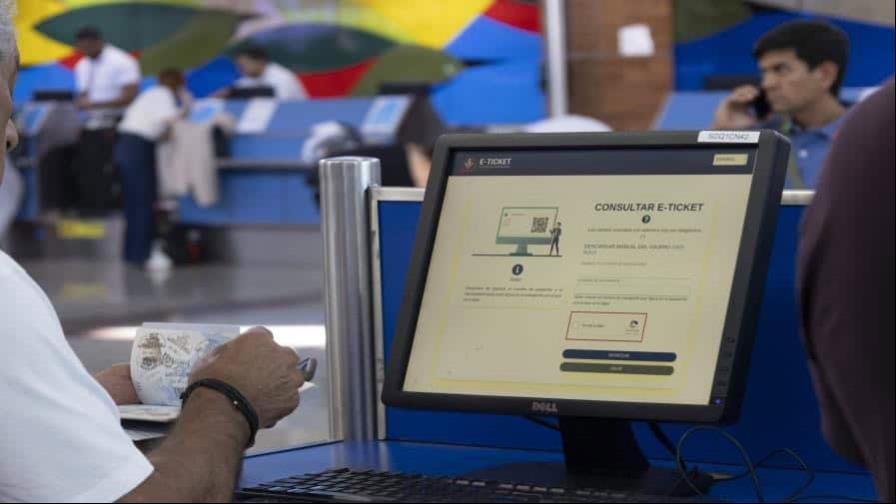 Migración niega hackeo reciente en su sistema E-ticket Migración niega hackeo reciente en su sistema E-ticket