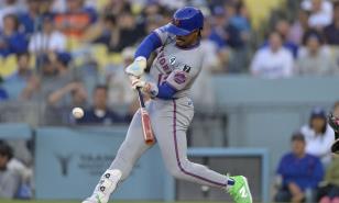 Con batazo clave de Álvarez, los Mets superan a los Dodgers en 10 entradas