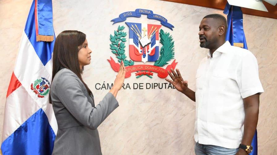 Diputada Patricia Núñez presidirá comité organizador torneo superior femenino Abasado Diputada Patricia Núñez presidirá comité organizador torneo superior femenino Abasado