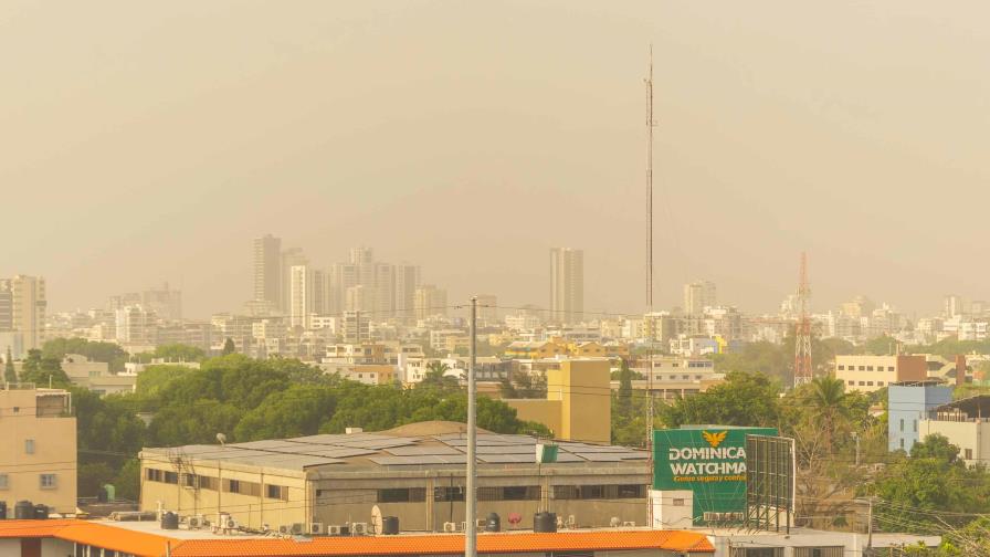 Temperaturas calurosas por polvo del Sahara; el sábado incide una onda tropical Temperaturas calurosas por polvo del Sahara; el sábado incide una onda tropical