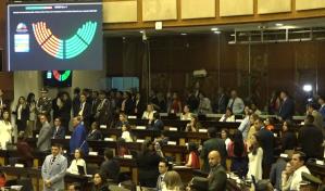 Aprobada reforma para bases militares extranjeras en Ecuador