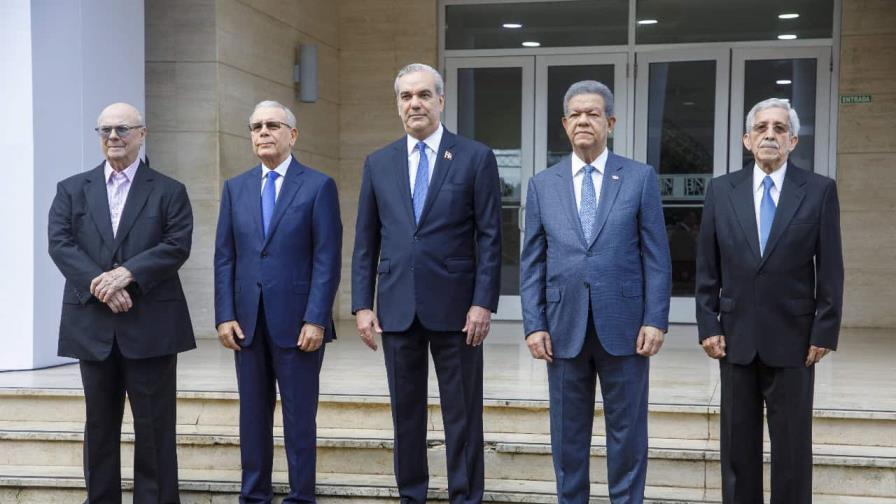 Abinader plantea los puntos del diálogo del CES sobre la crisis haitiana Abinader plantea los puntos del diálogo del CES sobre la crisis haitiana