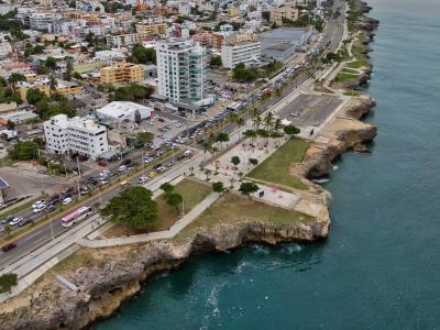 Incertidumbre global y menos inversión interna ralentizan la economía Publicado por Economía En Republica Dominicana