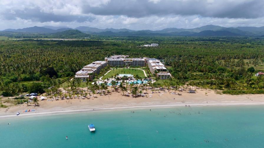 Abinader proyecta que los nuevos hoteles en Miches generarán hasta 2,400 empleos directos Abinader proyecta que los nuevos hoteles en Miches generarán hasta 2,400 empleos directos