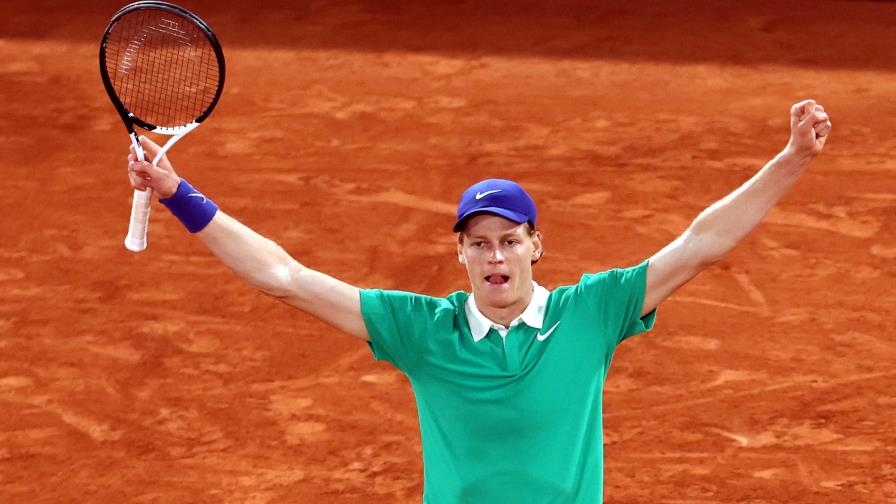 Jannik Sinner supera a Novak Djokovic para citarse con Alcaraz en la final de Roland Garros