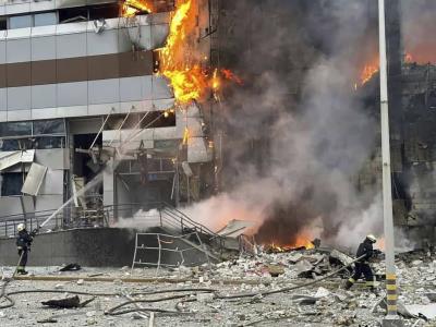 Al menos un muerto y 20 heridos en un ataque ruso con drones y misiles