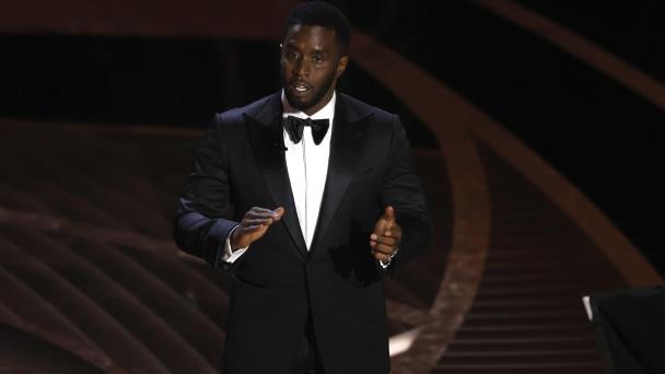 Otra exnovia de Diddy testifica que también fue forzada a participar en freak offs