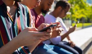 Países de la UE presionan por limitar el uso de redes sociales entre niños