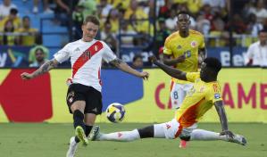 Colombia sigue tambaleando rumbo al Mundial al igualar 0-0 ante Perú
