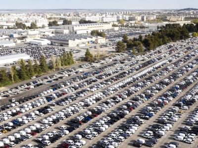 China afecta industria automotriz con exportación de tierras raras