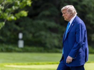 Caso Jeffrey Epstein causa un choque interno en el círculo de Trump