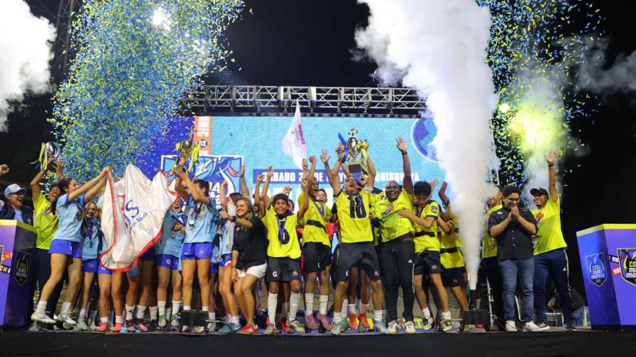 St. Joseph School y el Leonardo Da Vinci se coronan campeones en la Copa Malta Morena St. Joseph School y el Leonardo Da Vinci se coronan campeones en la Copa Malta Morena