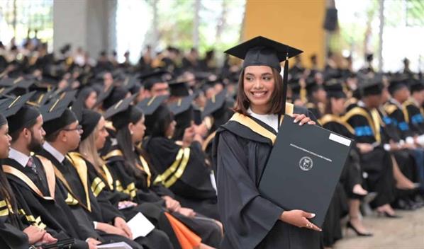 En a&ntilde;o acad&eacute;mico 2024-2025, la Pucmm alcanz&oacute; 13,890 estudiantes matriculados