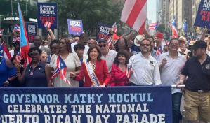 Alegría boricua llena las calles de Nueva York en su desfile anual