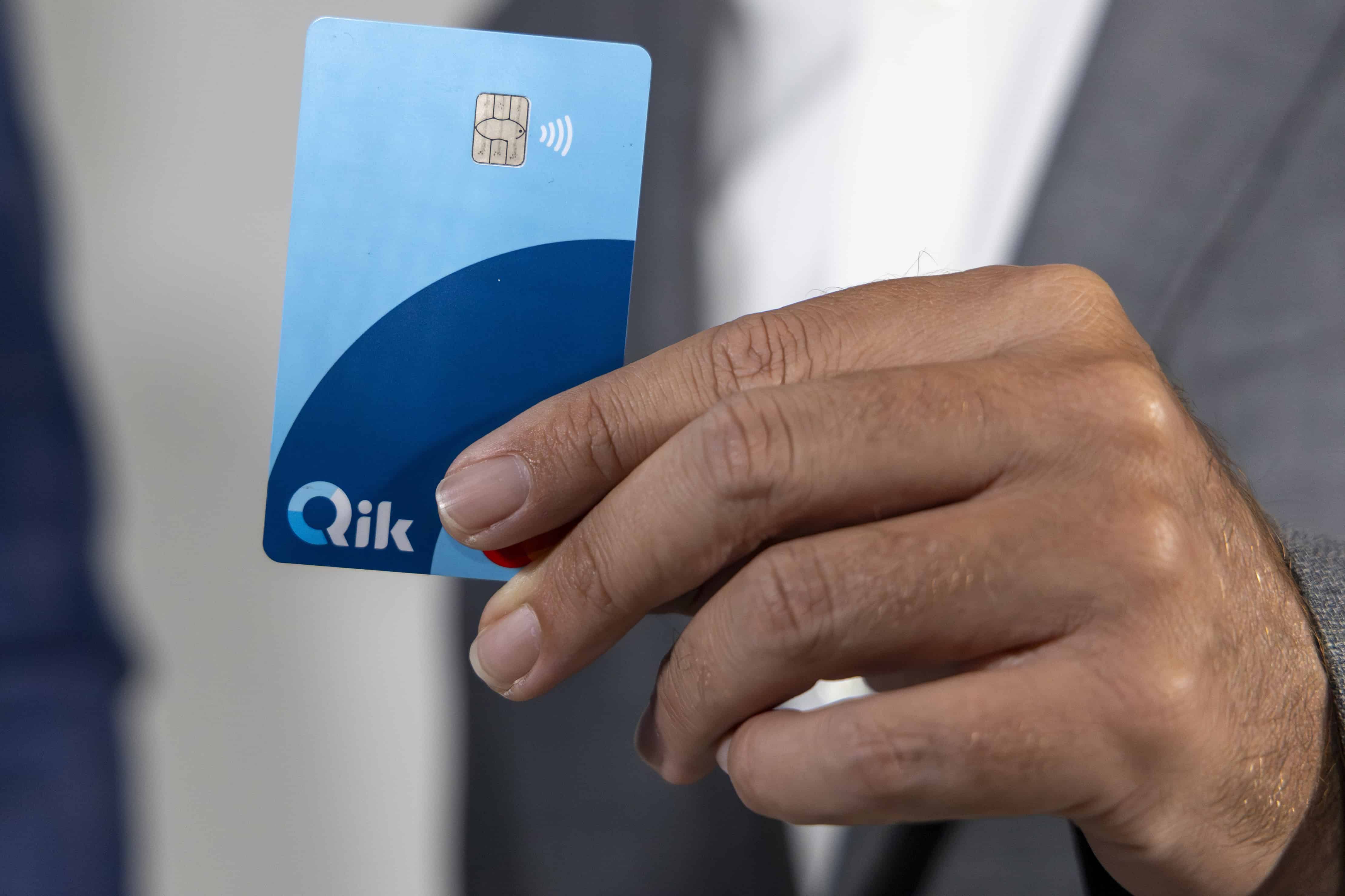 Una de las tarjetas ofrecidas por Qik Banco Digital Dominicano.