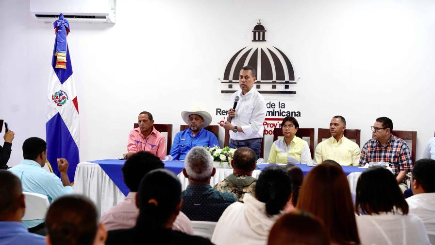 Indotel anuncia una inversión de 60 millones de pesos en emisoras ubicadas en la región fronteriza Indotel anuncia una inversión de 60 millones de pesos en emisoras ubicadas en la región fronteriza