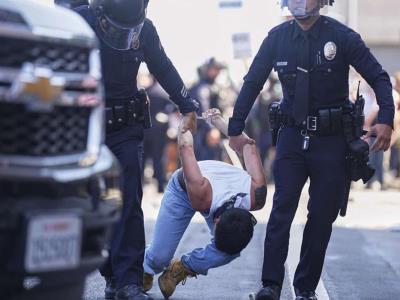Trump culpa de protestas en Los Ángeles a insurrectos y agitadores