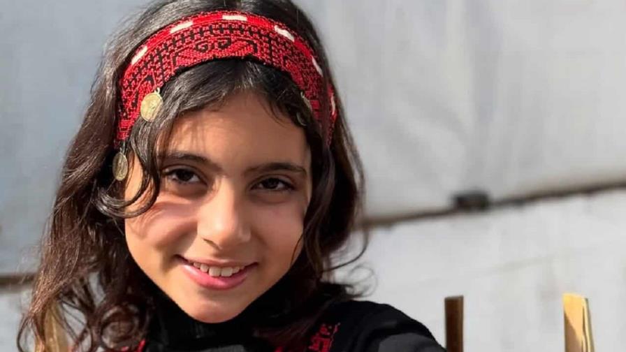 Renad Atallah, la niña chef de Gaza que cocina entre ruinas y esperanza Renad Atallah, la niña chef de Gaza que cocina entre ruinas y esperanza