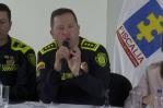 La disminución de su seguridad de presidenciable colombiano despierta polémica
