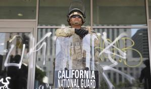 El despliegue de la Guardia Nacional por orden de Trump, algo inédito en EE. UU. en décadas