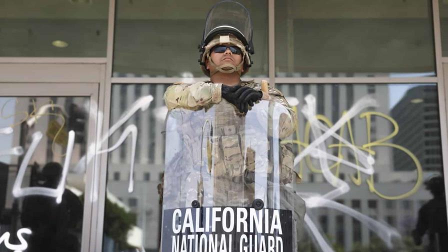 El despliegue de la Guardia Nacional por orden de Trump, algo inédito en EE. UU. en décadas
